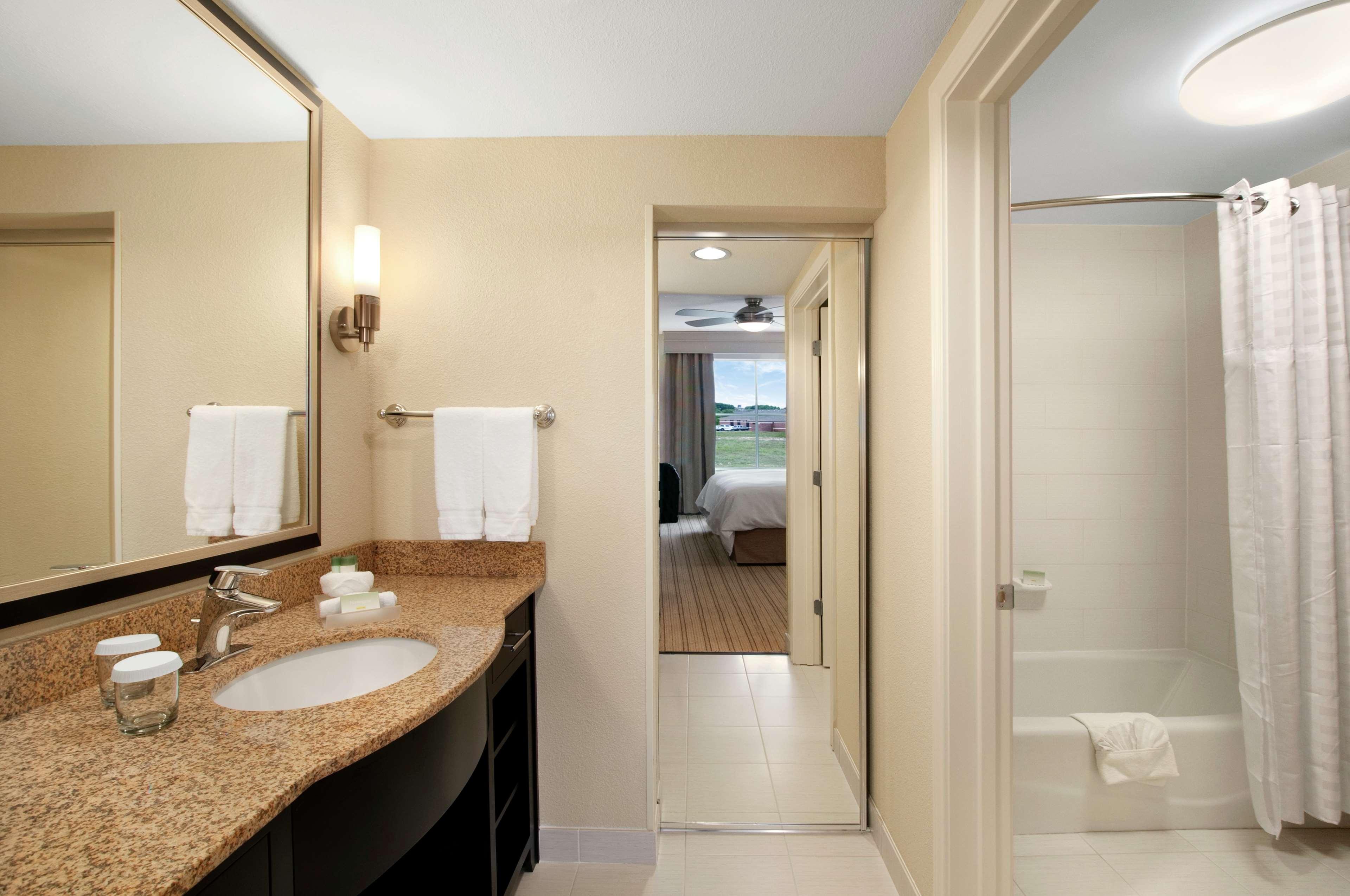 Homewood Suites By Hilton Fort Worth West At Cityview Exterior foto